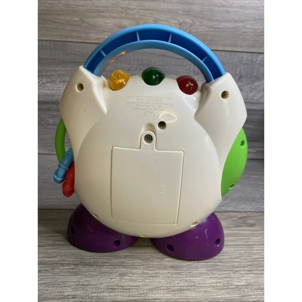 Fisher Price Vintage Y2K 2005‎ Nursery Rhymes Pretend CD Player Lights Sounds